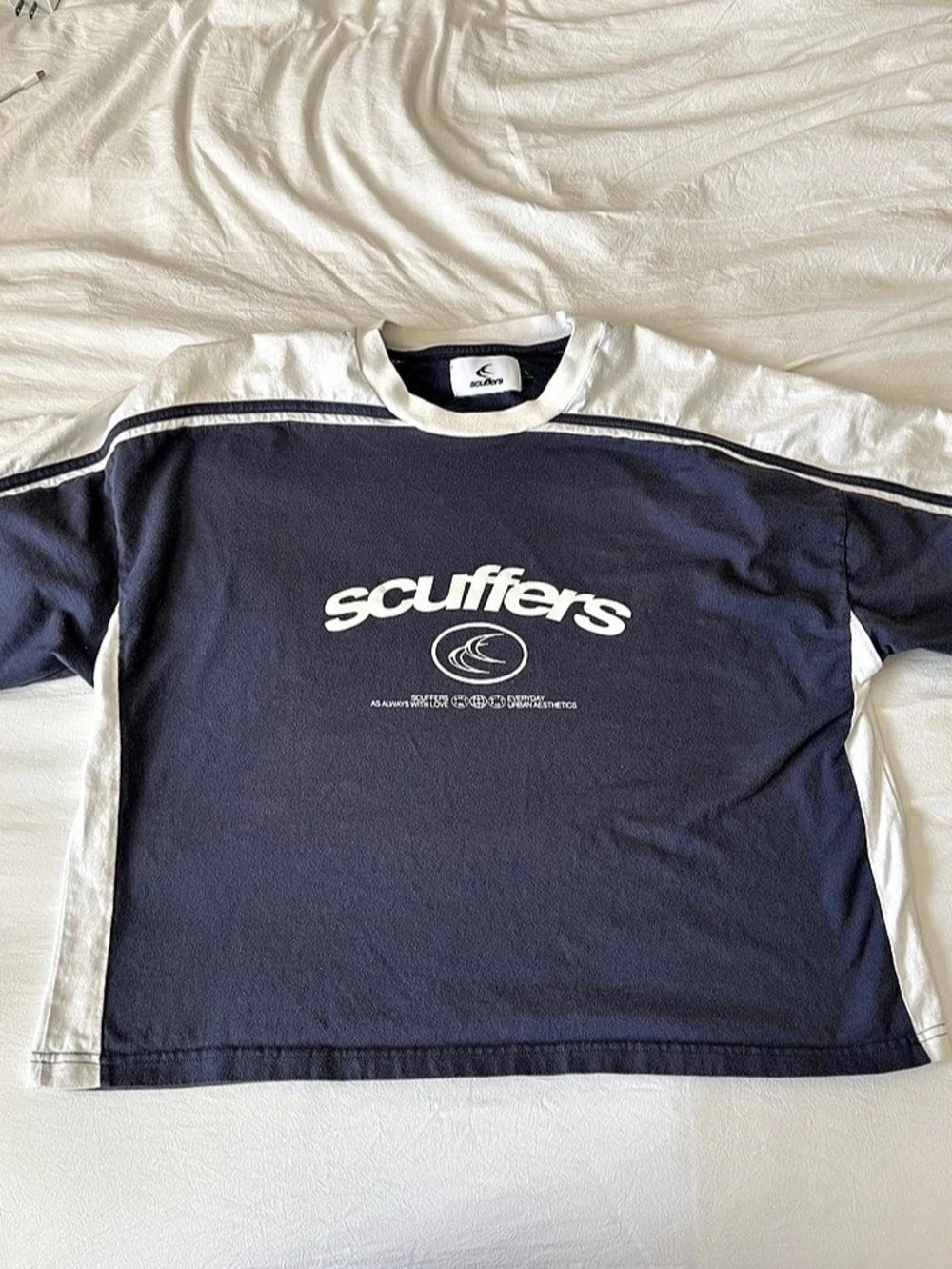 scuffers Navy and White Panel T-Shirt Color Block Short Sleeve Tee Size Large